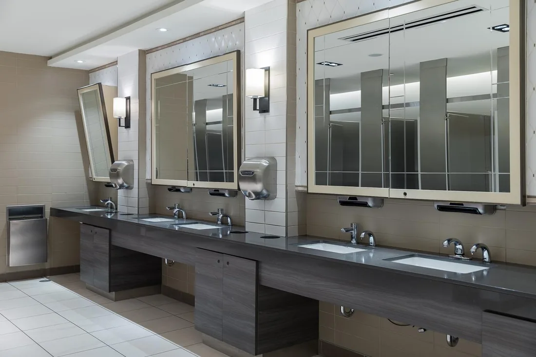 Washroom vanity